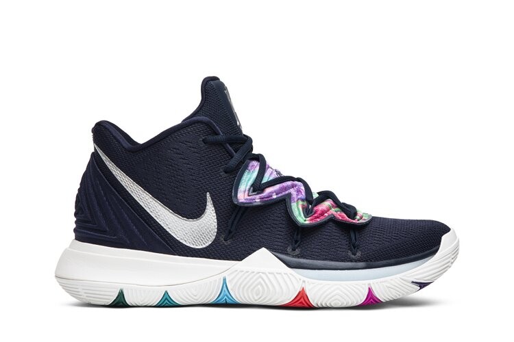 Кроссовки Nike Kyrie 5 'Galaxy', черный
Кроссовки Nike Kyrie 5 'Galaxy', черный