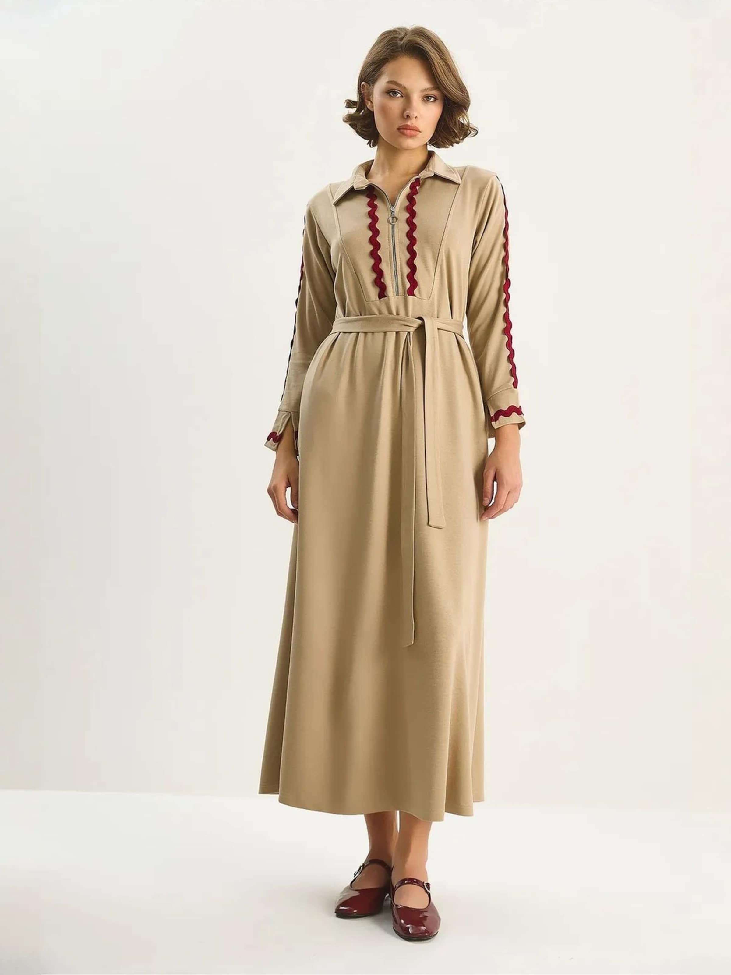 Bianco Lucci Платье-рубашка в цвете мокко
Bianco Lucci Платье-рубашка в цвете мокко