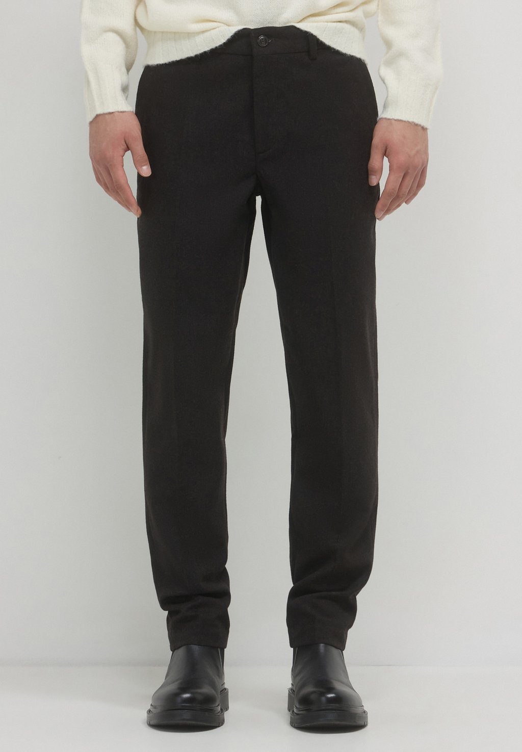 Чиносы TASCHE ALLA FRANCESE Calliope, черный
Чиносы TASCHE ALLA FRANCESE Calliope, черный