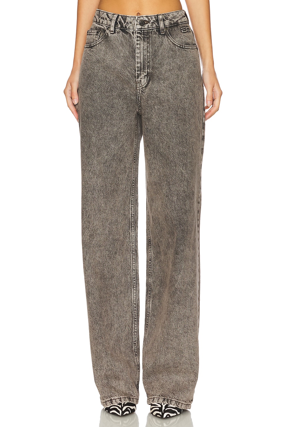 Широкие джинсы с высокой талией brenda Gestuz, коричневый
Широкие джинсы с высокой талией brenda Gestuz, коричневый