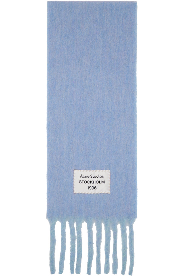 Acne Studios Синий двухцветный шарф из альпаки
Acne Studios Синий двухцветный шарф из альпаки