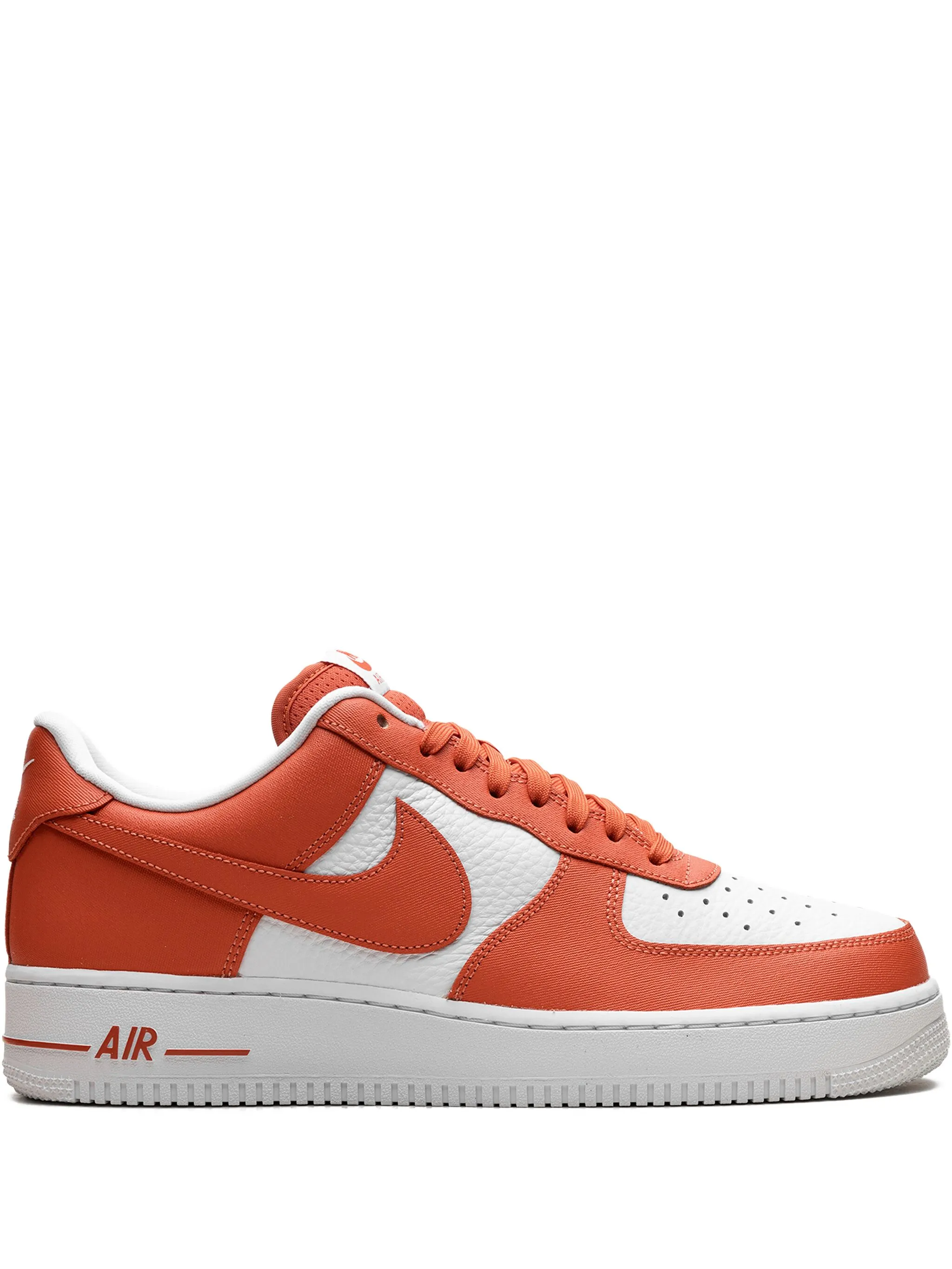 Кроссовки Air Force 1 Cosmic Clay Nike, белый
Кроссовки Air Force 1 Cosmic Clay Nike, белый