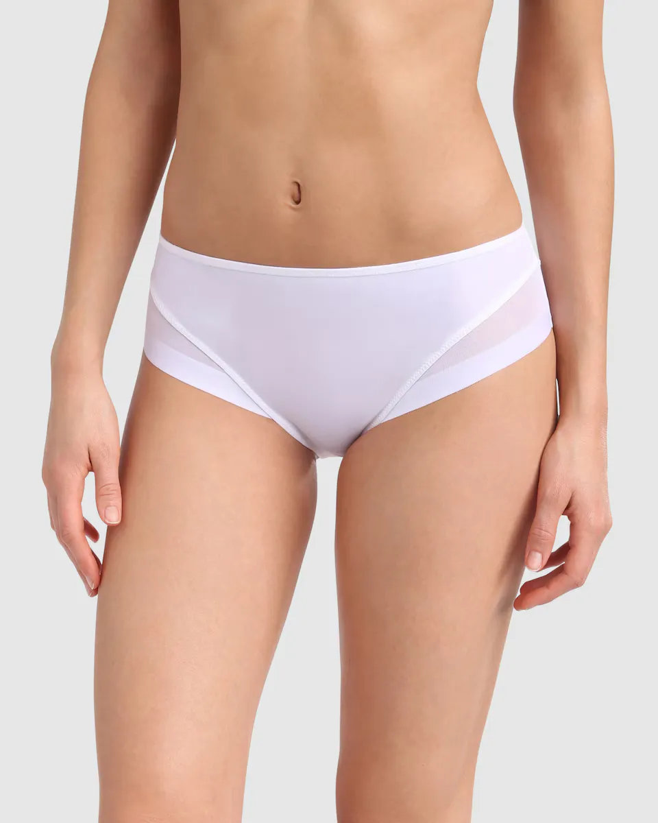 Классические трусы из мягкой микрофибры и сетчатыми деталями Dim, белый
Классические трусы из мягкой микрофибры и сетчатыми деталями Dim, белый