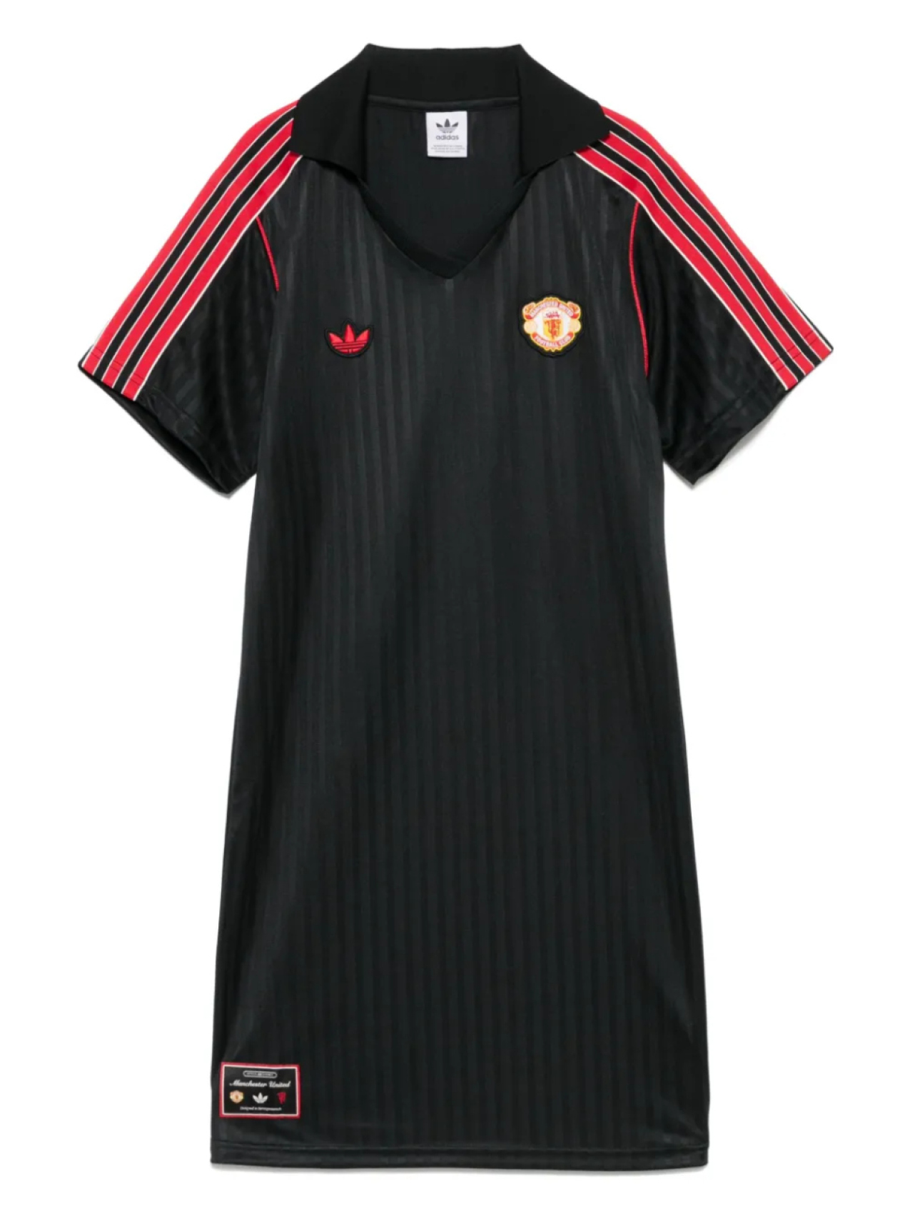 Adidas платье мини с узором в елочку из коллаборации с Manchester United, черный
Adidas платье мини с узором в елочку из коллаборации с Manchester United, черный