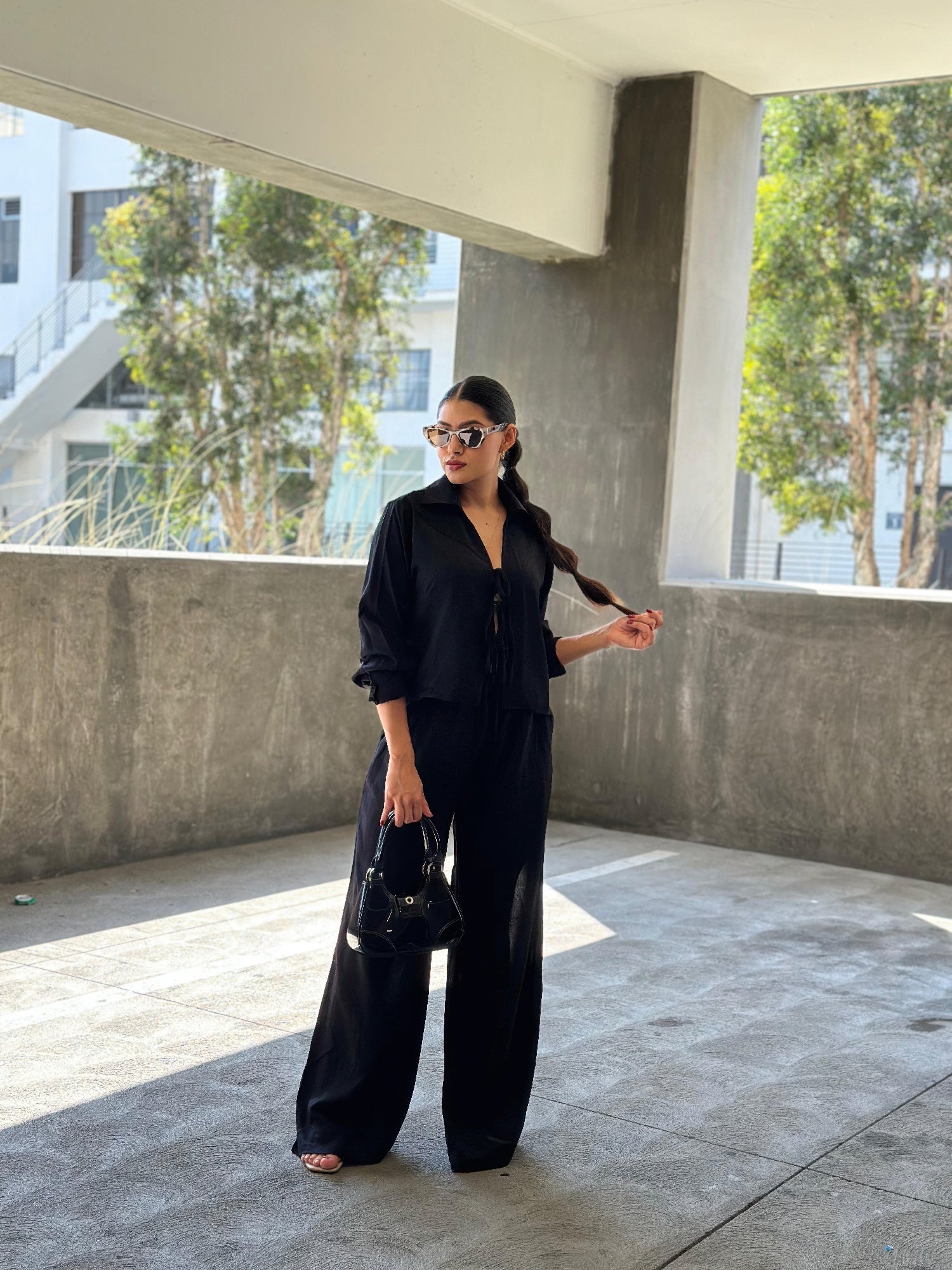 Повседневный комплект из широких брюк и завязки спереди с длинным рукавом Truedames, черный
Повседневный комплект из широких брюк и завязки спереди с длинным рукавом Truedames, черный