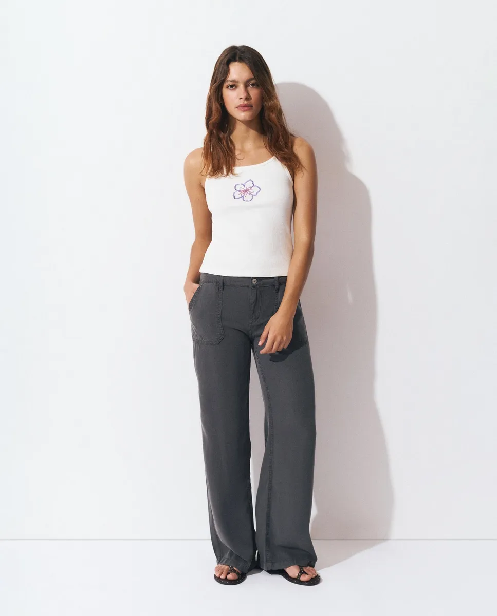 Женские брюки свободного кроя с накладными карманами Brownie, темно-серый
Женские брюки свободного кроя с накладными карманами Brownie, темно-серый