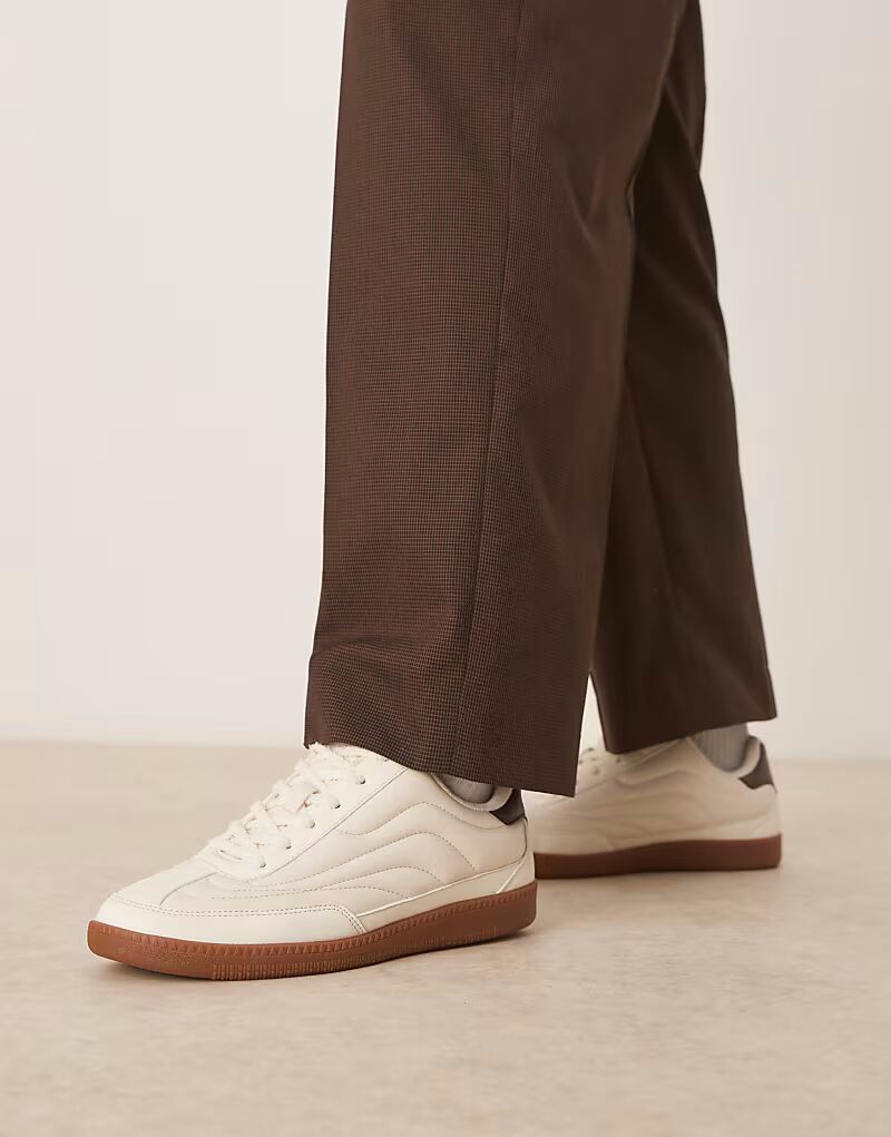 Кроссовки на шнуровке ASOS DESIGN в каменном цвете
Кроссовки на шнуровке ASOS DESIGN в каменном цвете