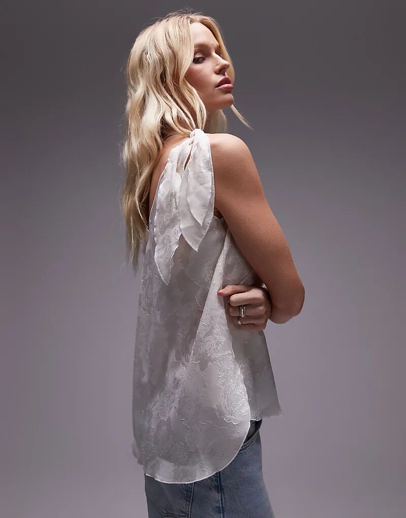 Прозрачный топ с завязками из жаккарда цвета слоновой кости Topshop
Прозрачный топ с завязками из жаккарда цвета слоновой кости Topshop