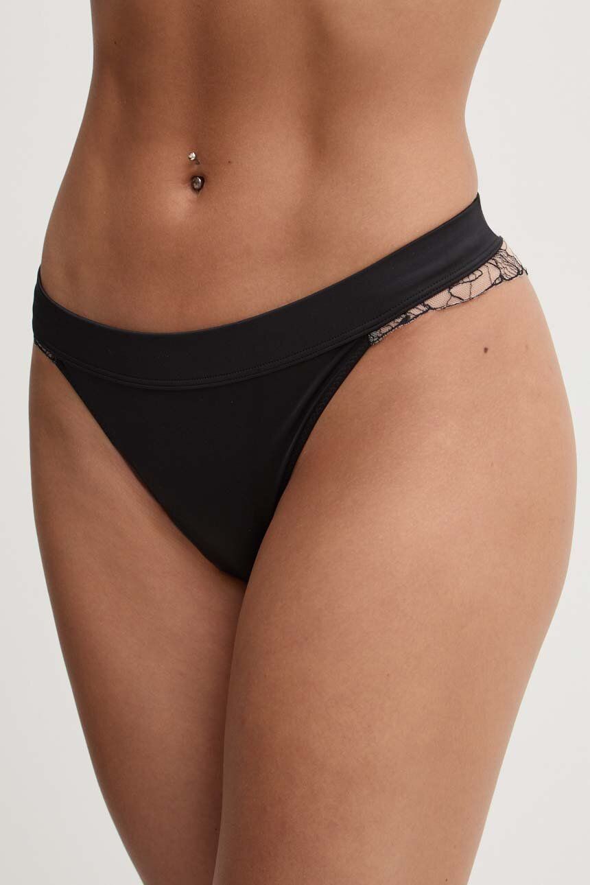 Нижнее белье Chantelle, черный
Нижнее белье Chantelle, черный