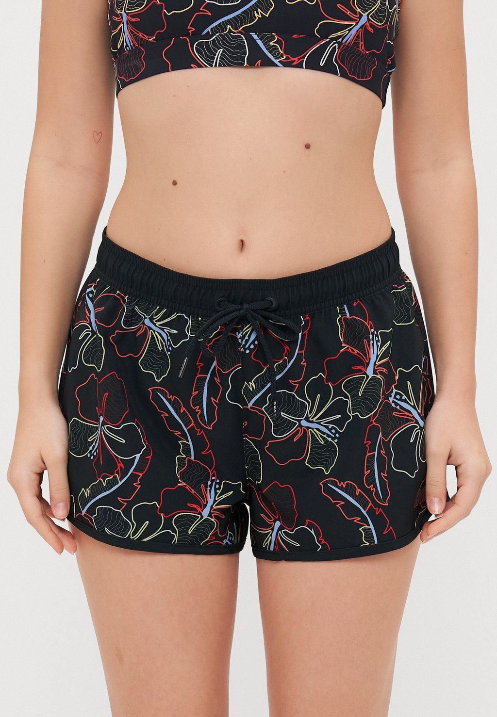 Плавки бикини ACTIVE BOARDSHORT Roxy, черный 
Плавки бикини ACTIVE BOARDSHORT Roxy, черный