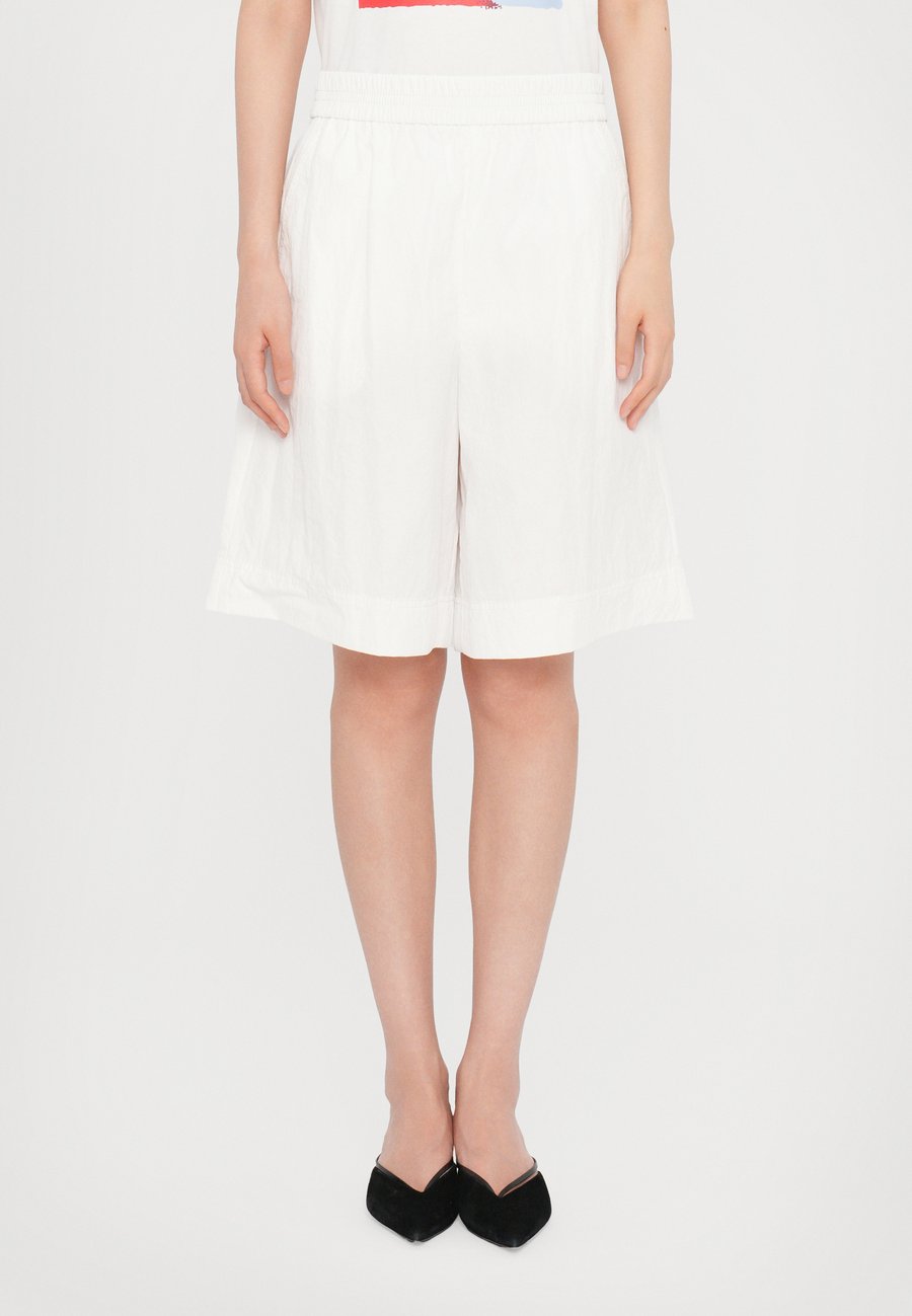 Шорты MAX&Co. MAIELLA, Weiss/White
Шорты MAX&Co. MAIELLA, Weiss/White