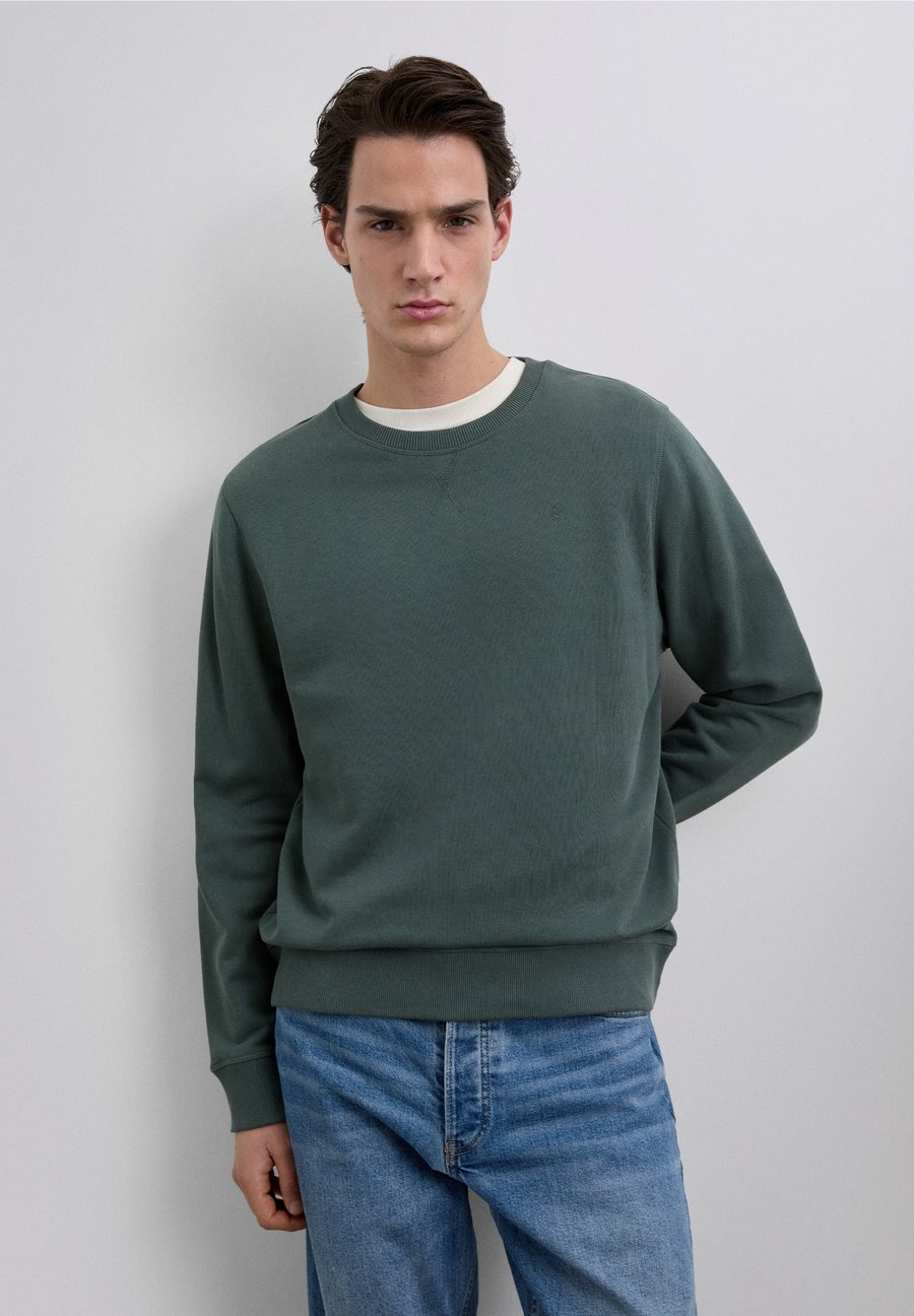 Толстовка Scalpers Sweatshirt, Dark Khaki/Khaki, Хаки, Толстовка Scalpers Sweatshirt, Dark Khaki/Khaki
Толстовка Scalpers Sweatshirt, Dark Khaki/Khaki, Хаки, Толстовка Scalpers Sweatshirt, Dark Khaki/Khaki