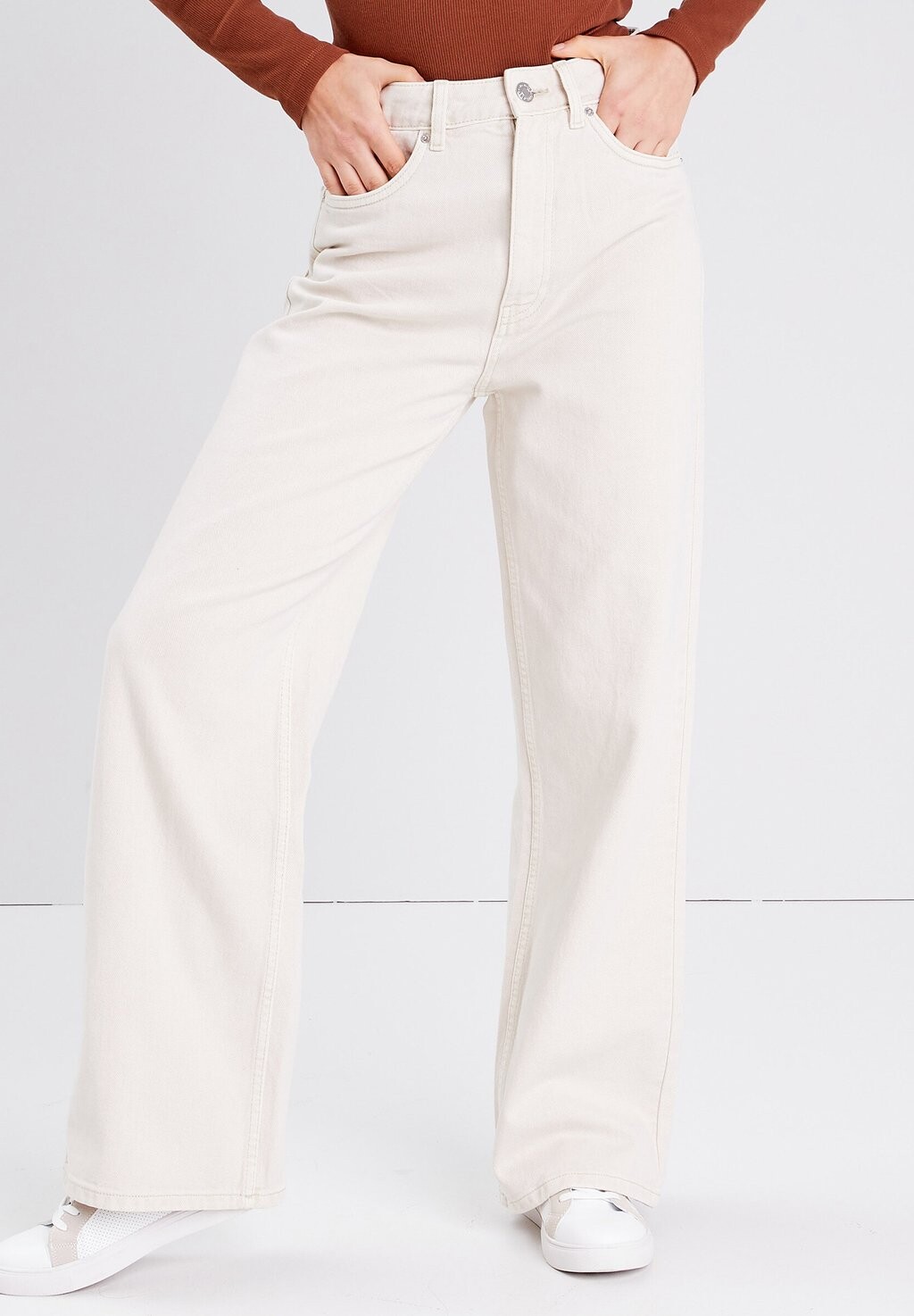 Джинсы-сигареты Cache Cache
Джинсы-сигареты Cache Cache