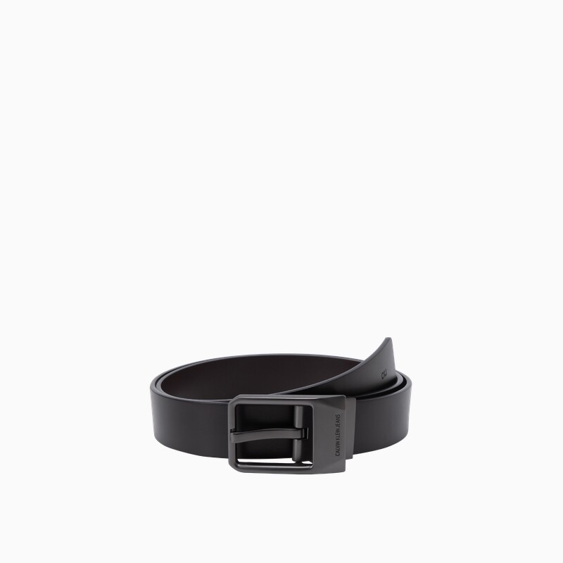 Джинсы мужские Calvin Klein с тиснением, черный
Джинсы мужские Calvin Klein с тиснением, черный