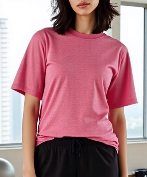 Спортивная футболка влагоотводящая, быстросохнущая, с защитой от УФ-излучения United Athle, розовый
Спортивная футболка влагоотводящая, быстросохнущая, с защитой от УФ-излучения United Athle, розовый