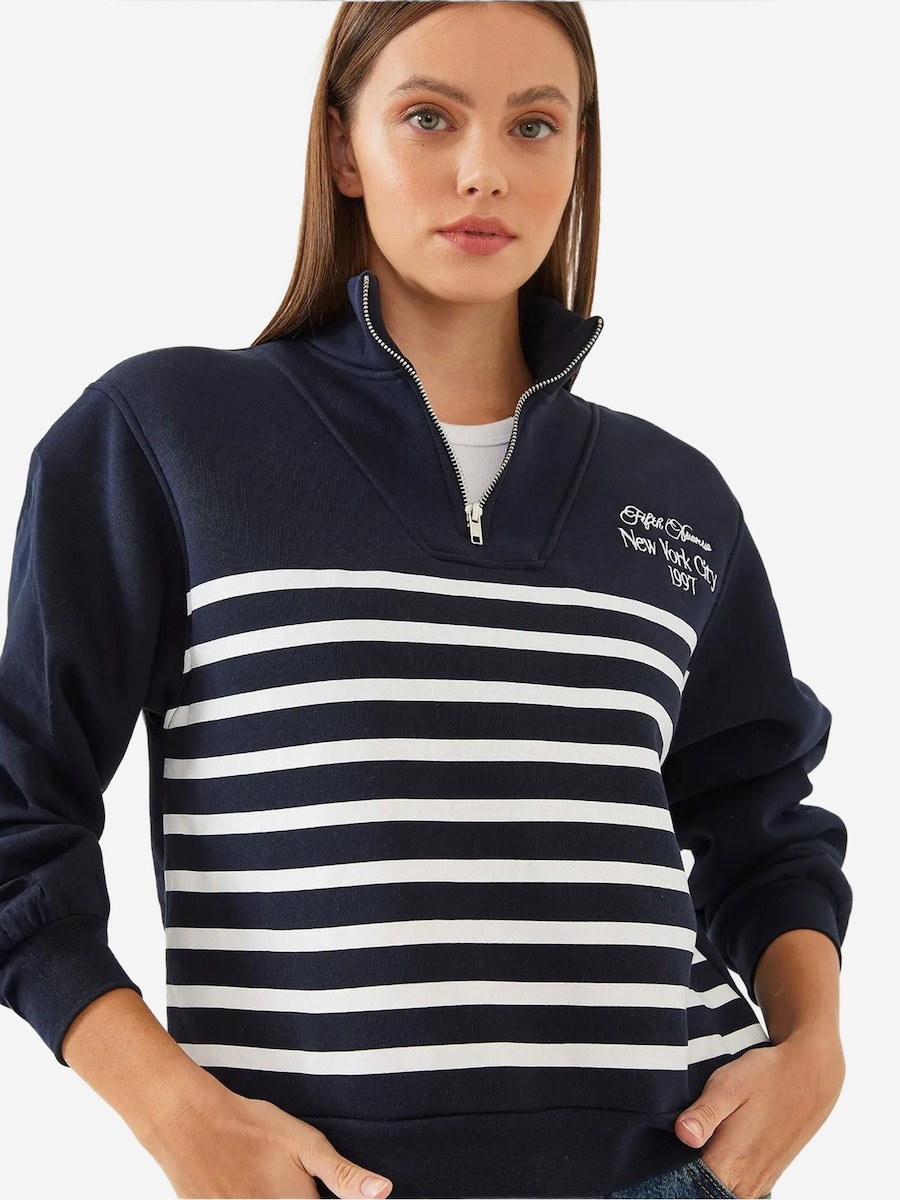 Толстовка Bianco Lucci, темно-синий
Толстовка Bianco Lucci, темно-синий