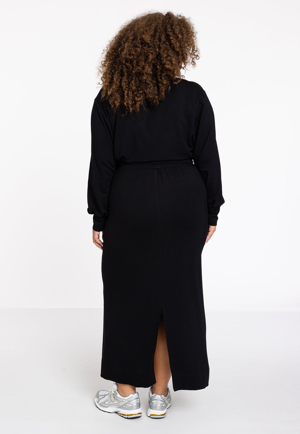 Юбка макси MIT KORDELVERSCHLUSS Yoek, черный
Юбка макси MIT KORDELVERSCHLUSS Yoek, черный