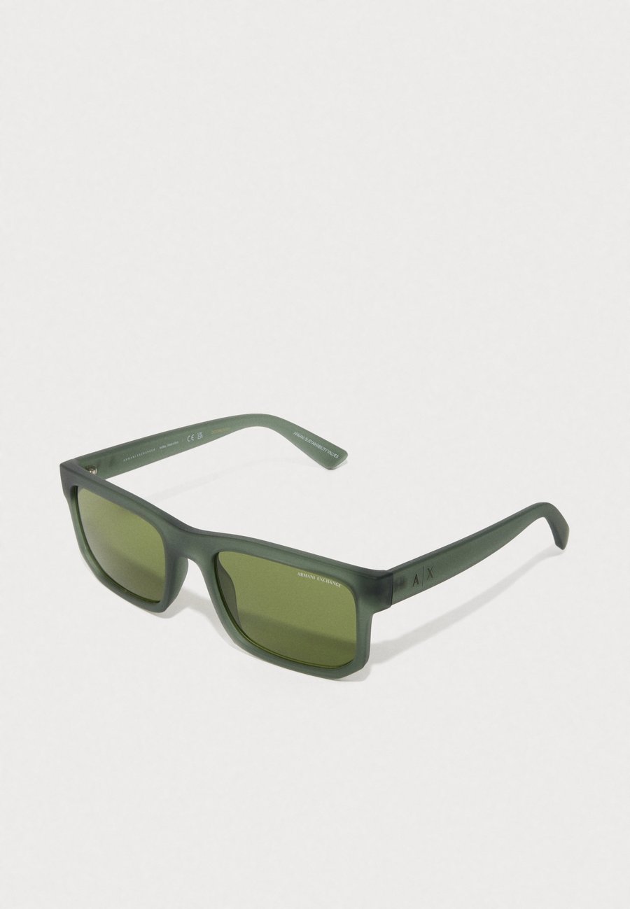 Солнцезащитные очки Armani Exchange Sunglasses, Matte Frosted Agave/Green/Green
Солнцезащитные очки Armani Exchange Sunglasses, Matte Frosted Agave/Green/Green