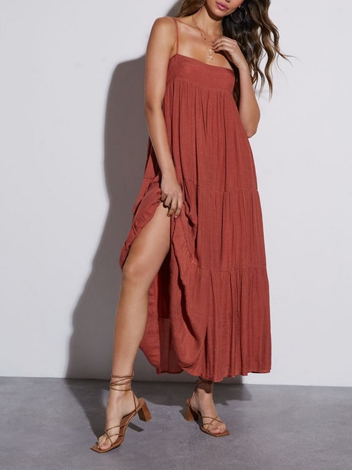 Длинное платье Milan Kiss, красный
Длинное платье Milan Kiss, красный