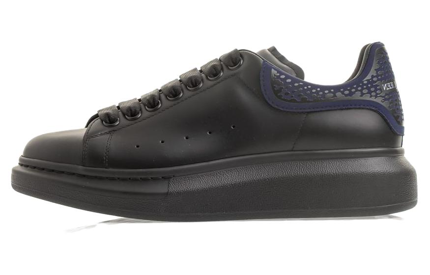 Оверсайз черно-синяя футболка Croc Alexander McQueen
Оверсайз черно-синяя футболка Croc Alexander McQueen