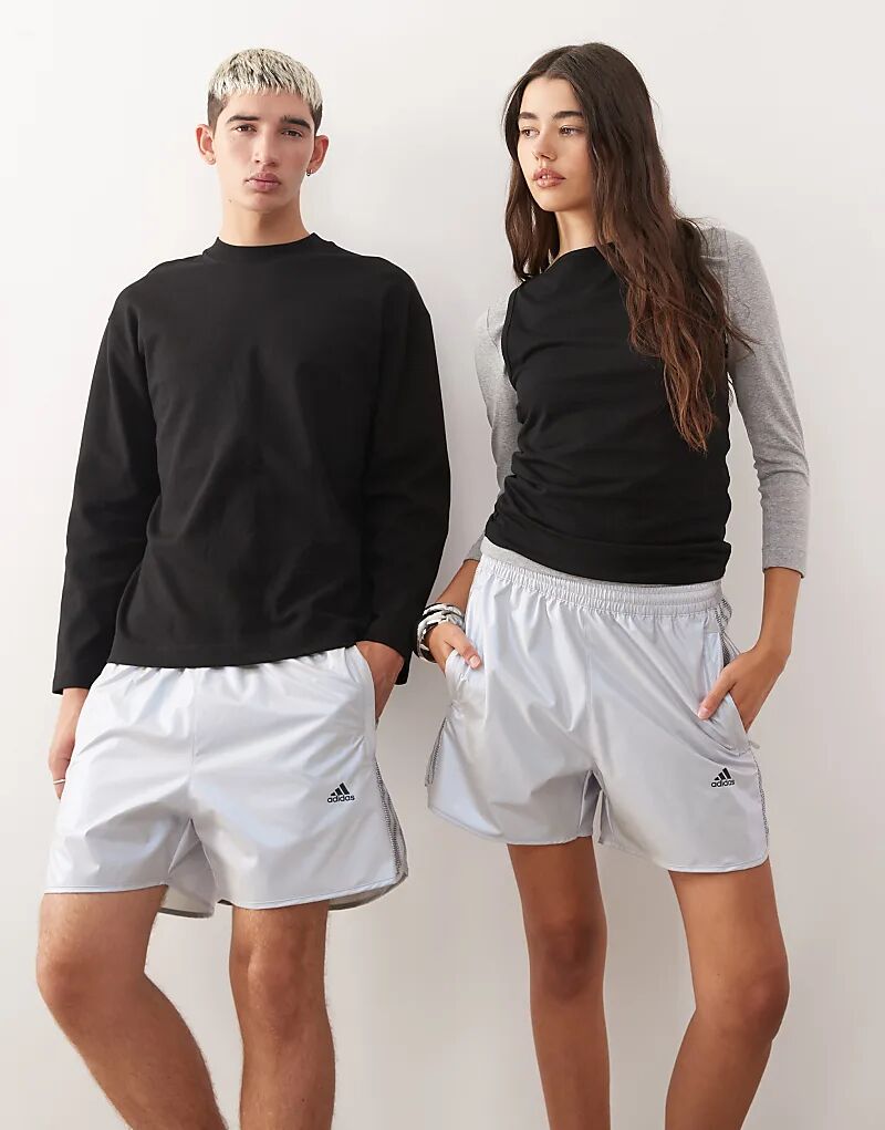 Шорты Adidas Originals Supernova цвета металлик
Шорты Adidas Originals Supernova цвета металлик