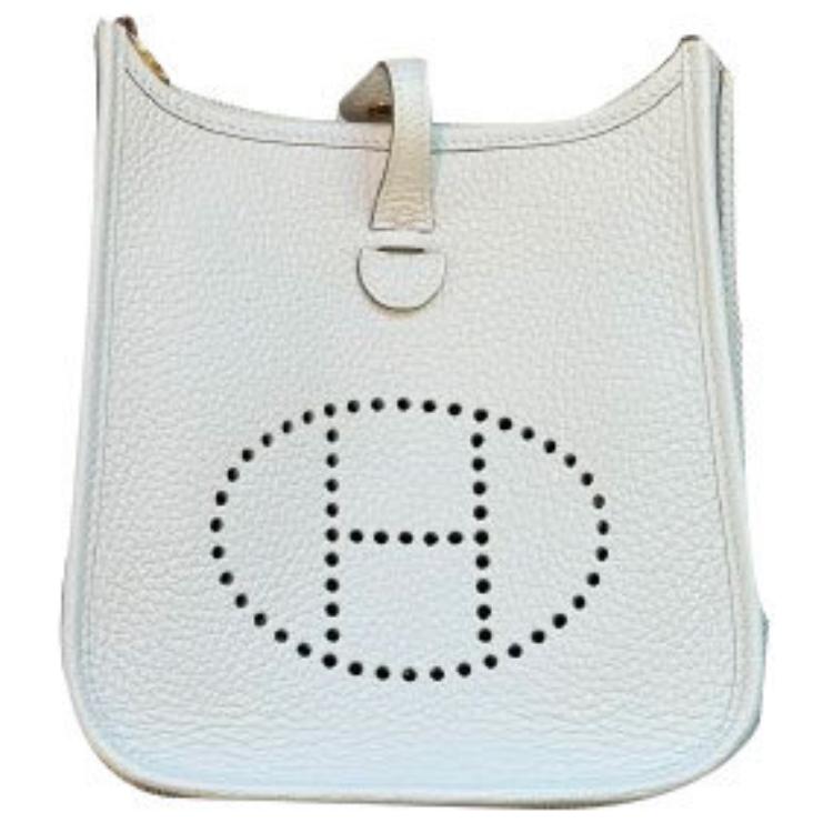 HERMES Сумка через плечо Evelyne Clemence из кожи Evelyn мини женская жемчужно-белая 
HERMES Сумка через плечо Evelyne Clemence из кожи Evelyn мини женская жемчужно-белая