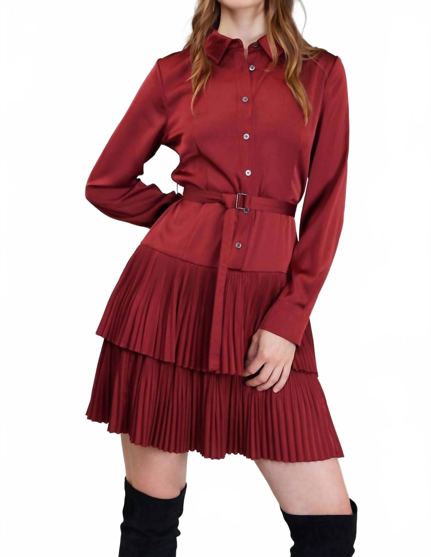 Nyland Платье-рубашка Saffira с плиссированным поясом, цвет жженая умбра
Nyland Платье-рубашка Saffira с плиссированным поясом, цвет жженая умбра