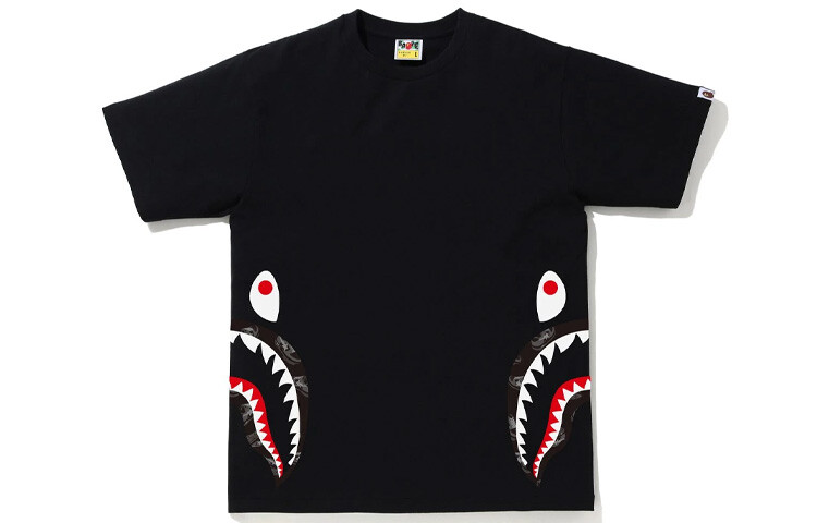 Футболка Shark Series для мужчин A Bathing Ape, черный
Футболка Shark Series для мужчин A Bathing Ape, черный