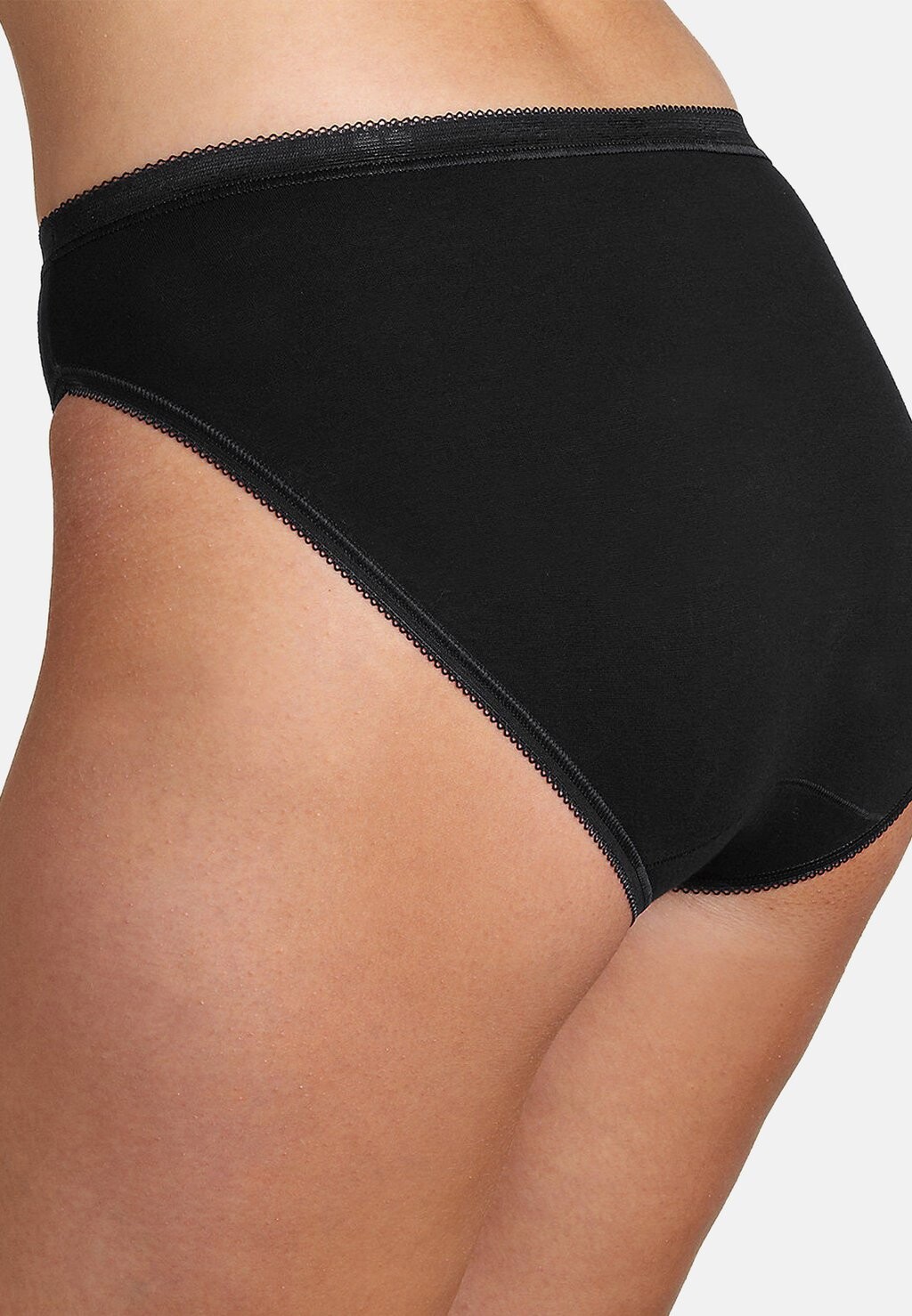 Трусы 6 PACK BASIC + TAI Sloggi, черный
Трусы 6 PACK BASIC + TAI Sloggi, черный