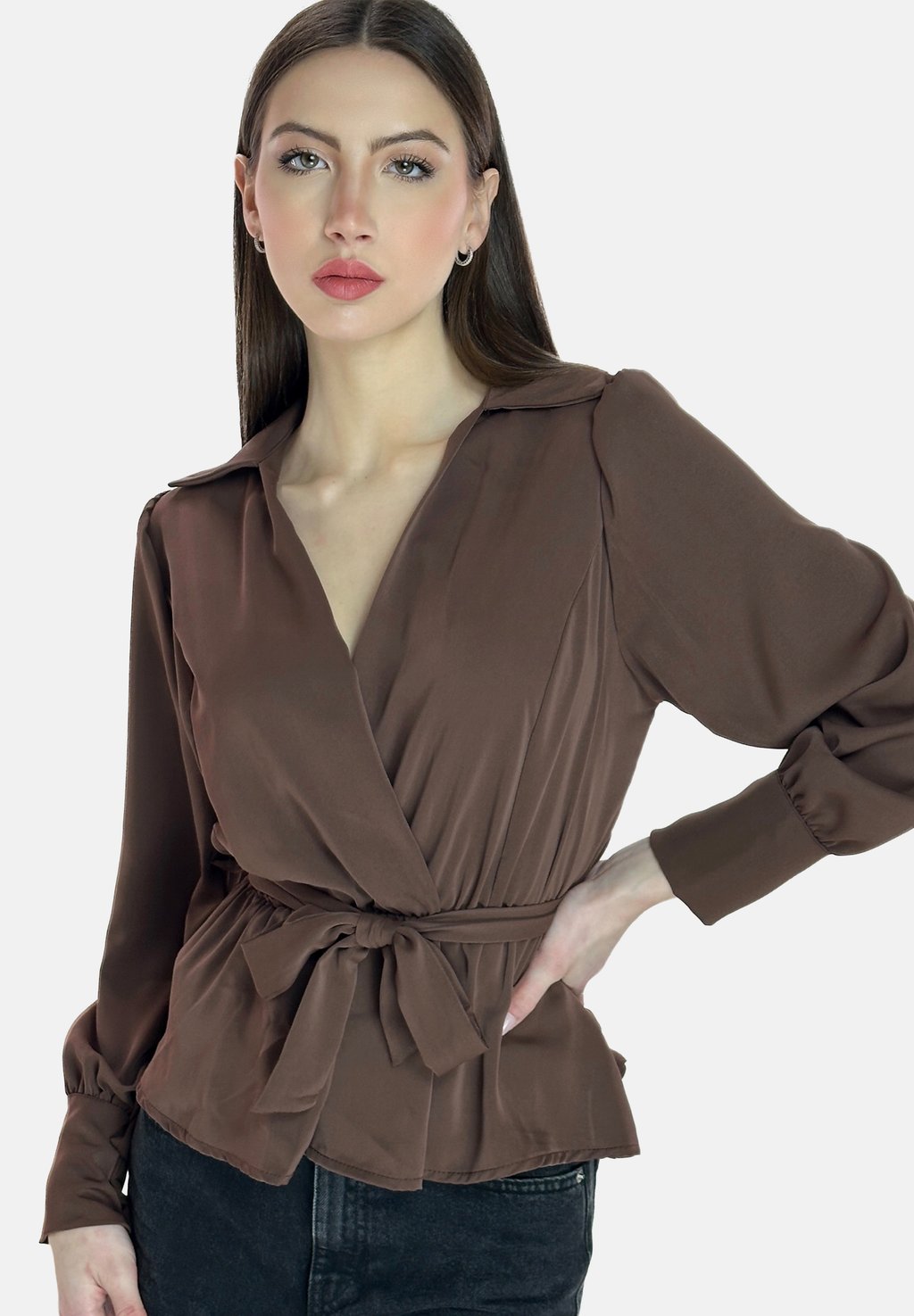 Блуза Elara, коричневый
Блуза Elara, коричневый
