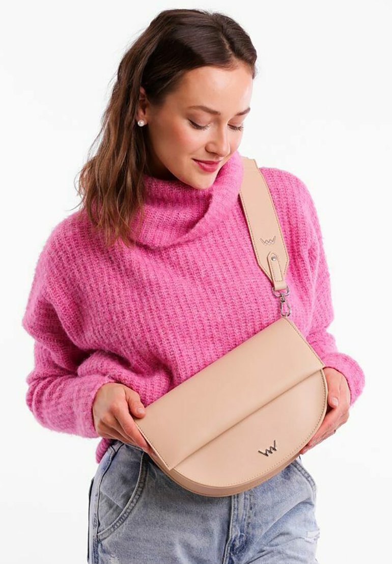 Сумка через плечо CORRADO VUCH, бежевый
Сумка через плечо CORRADO VUCH, бежевый