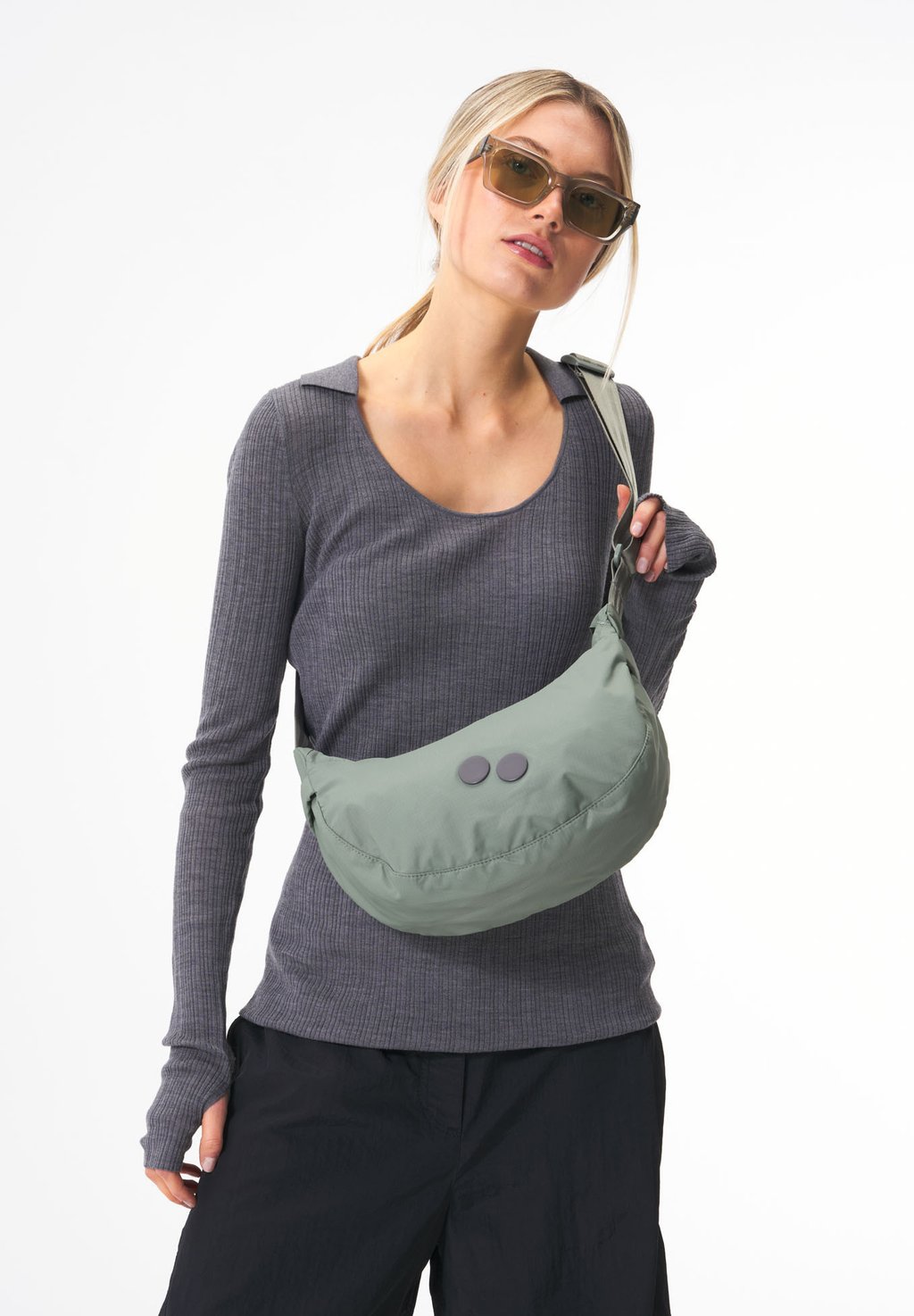 Сумка через плечо HIP KRUMM SMALL pinqponq, зеленый
Сумка через плечо HIP KRUMM SMALL pinqponq, зеленый