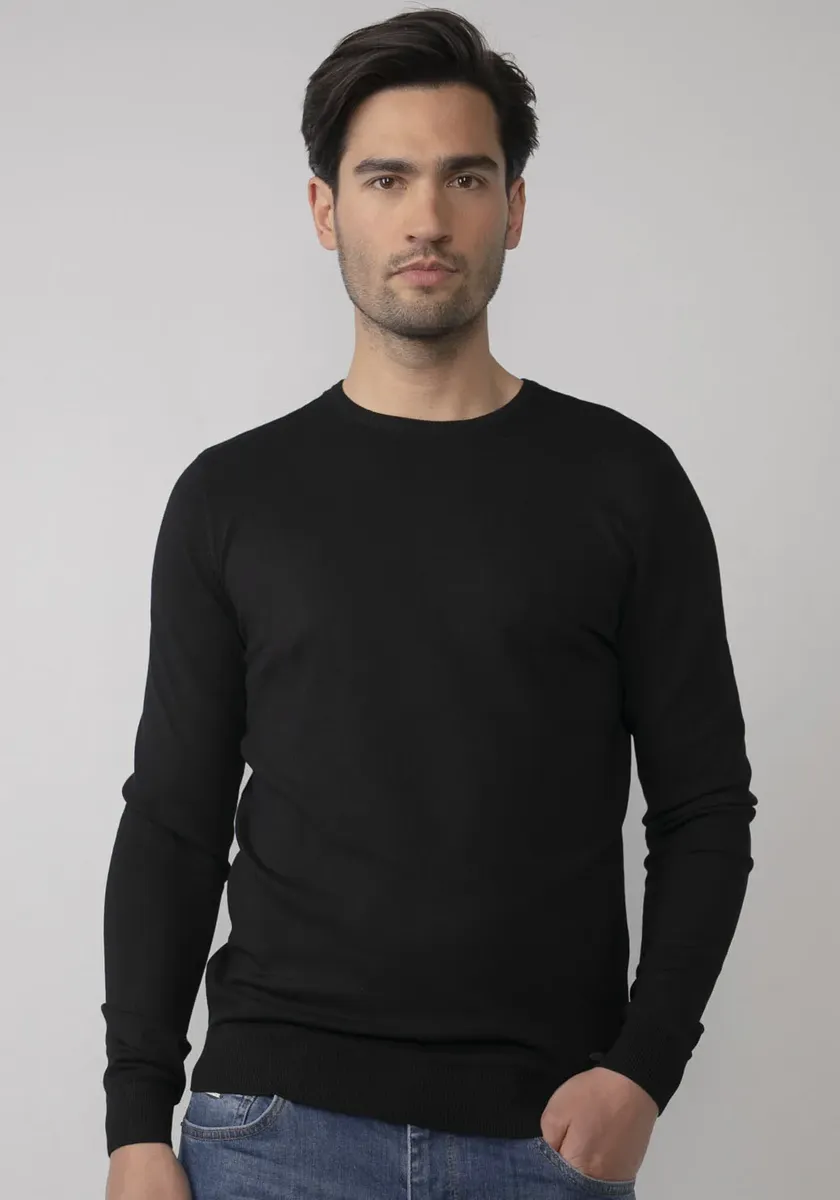 Вязаный свитер Petrol Industries с круглым вырезом, черный
Вязаный свитер Petrol Industries с круглым вырезом, черный