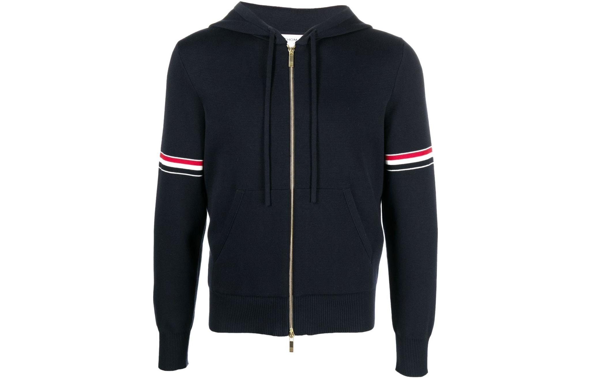 Толстовка с капюшоном на молнии и шнурком THOM BROWNE, Морской синий
Толстовка с капюшоном на молнии и шнурком THOM BROWNE, Морской синий