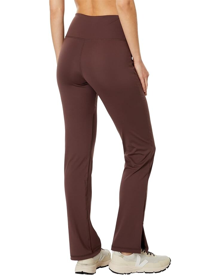 Брюки Jockey Active High-Waist Rib Flare with Wicking, цвет French Roast
Брюки Jockey Active High-Waist Rib Flare with Wicking, цвет French Roast