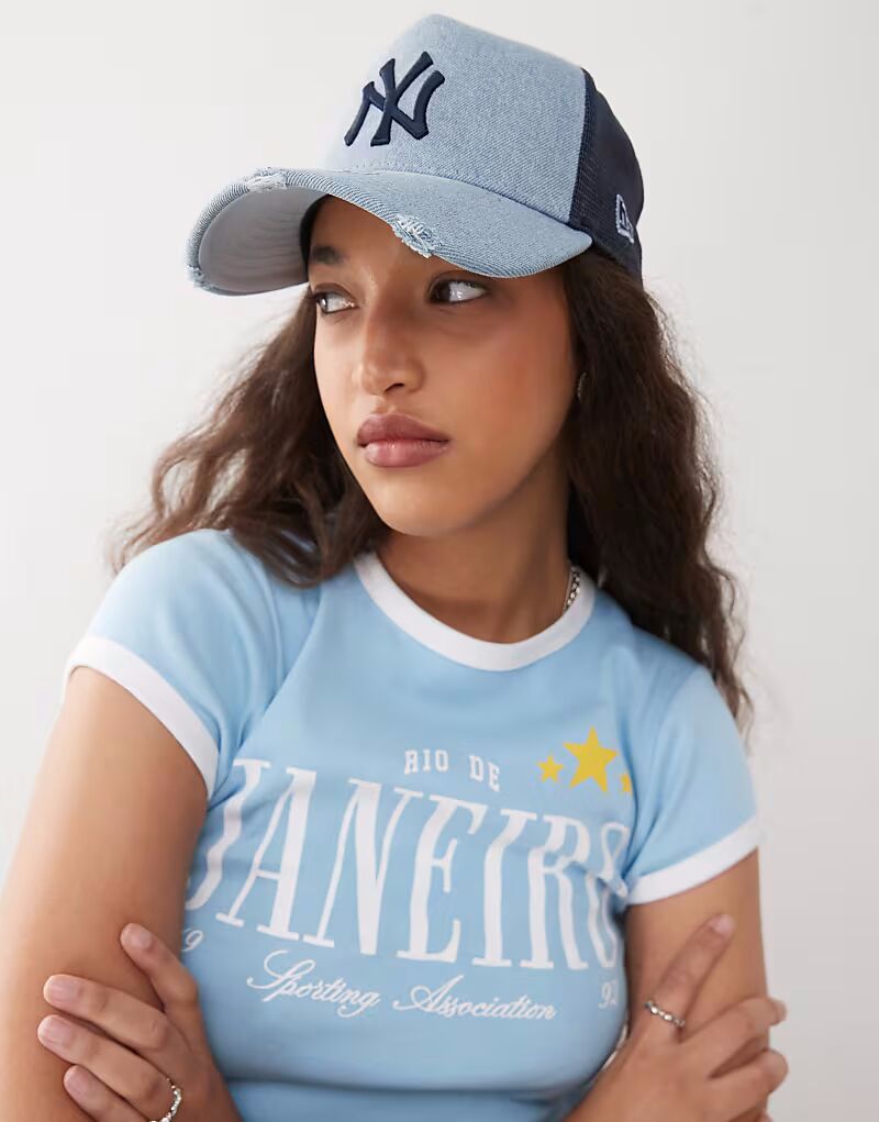 Кепка водителя грузовика New Era NY Yankees из потертого денима, выбеленная, Голубой, Кепка водителя грузовика New Era NY Yankees из потертого денима, выбеленная
Кепка водителя грузовика New Era NY Yankees из потертого денима, выбеленная, Голубой, Кепка водителя грузовика New Era NY Yankees из потертого денима, выбеленная