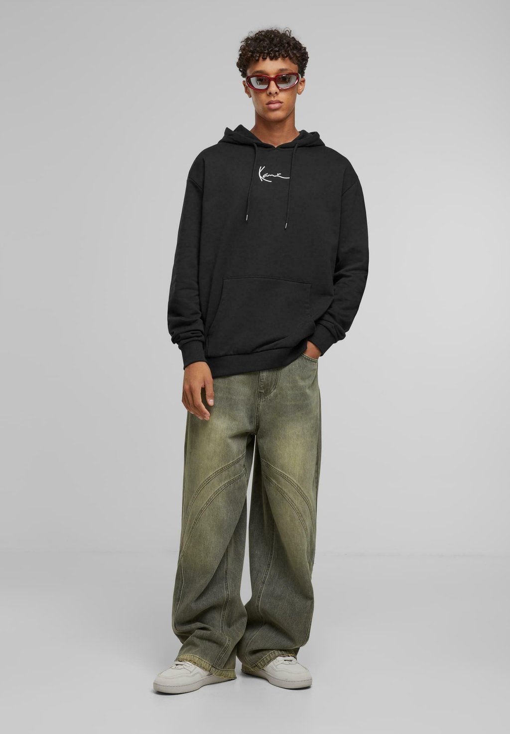 Толстовка с капюшоном Karl Kani, черный
Толстовка с капюшоном Karl Kani, черный