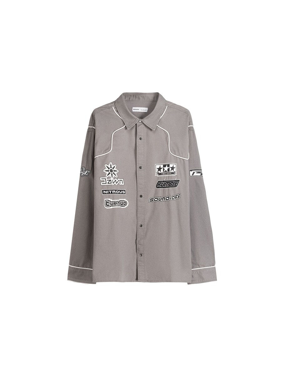 Рубашка обычного кроя на пуговицах Bershka, серый
Рубашка обычного кроя на пуговицах Bershka, серый