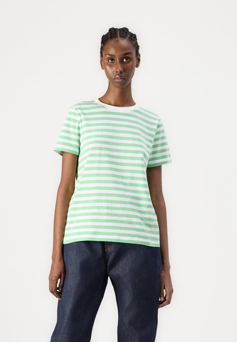 Футболка Pieces PCRIA TEE STRIPES, Absinthe Green/Bright White/Green, Белый, Футболка Pieces PCRIA TEE STRIPES, Absinthe Green/Bright White/Green
Футболка Pieces PCRIA TEE STRIPES, Absinthe Green/Bright White/Green, Белый, Футболка Pieces PCRIA TEE STRIPES, Absinthe Green/Bright White/Green