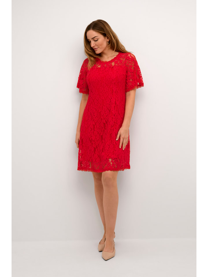 Платье до колена Cream
Платье до колена Cream