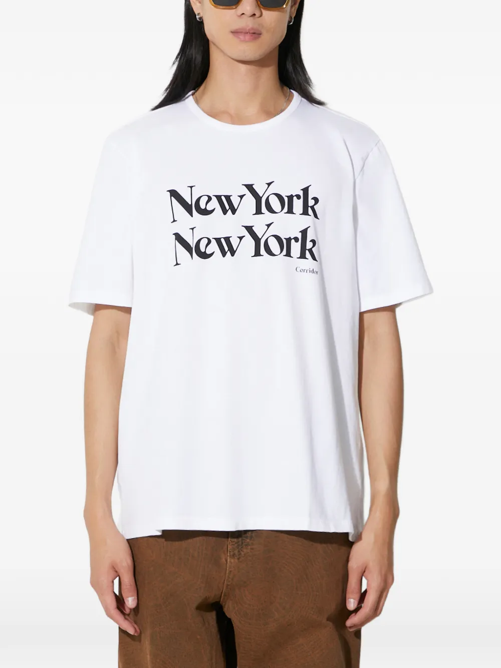 Футболка с короткими рукавами и принтом Corridor, белый
Футболка с короткими рукавами и принтом Corridor, белый