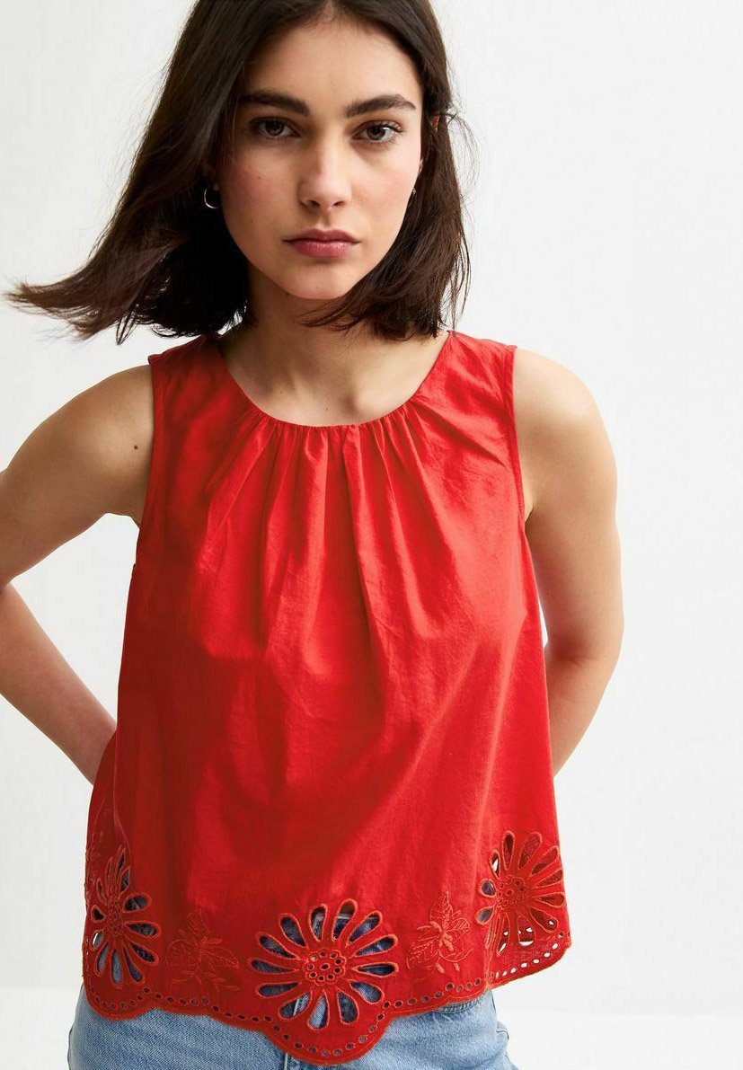 Блуза BRODERIE ANGLAISE HEM - Top New Look, красный
Блуза BRODERIE ANGLAISE HEM - Top New Look, красный
