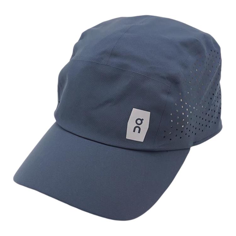 On Бейсболка мужская морская синяя
On Бейсболка мужская морская синяя