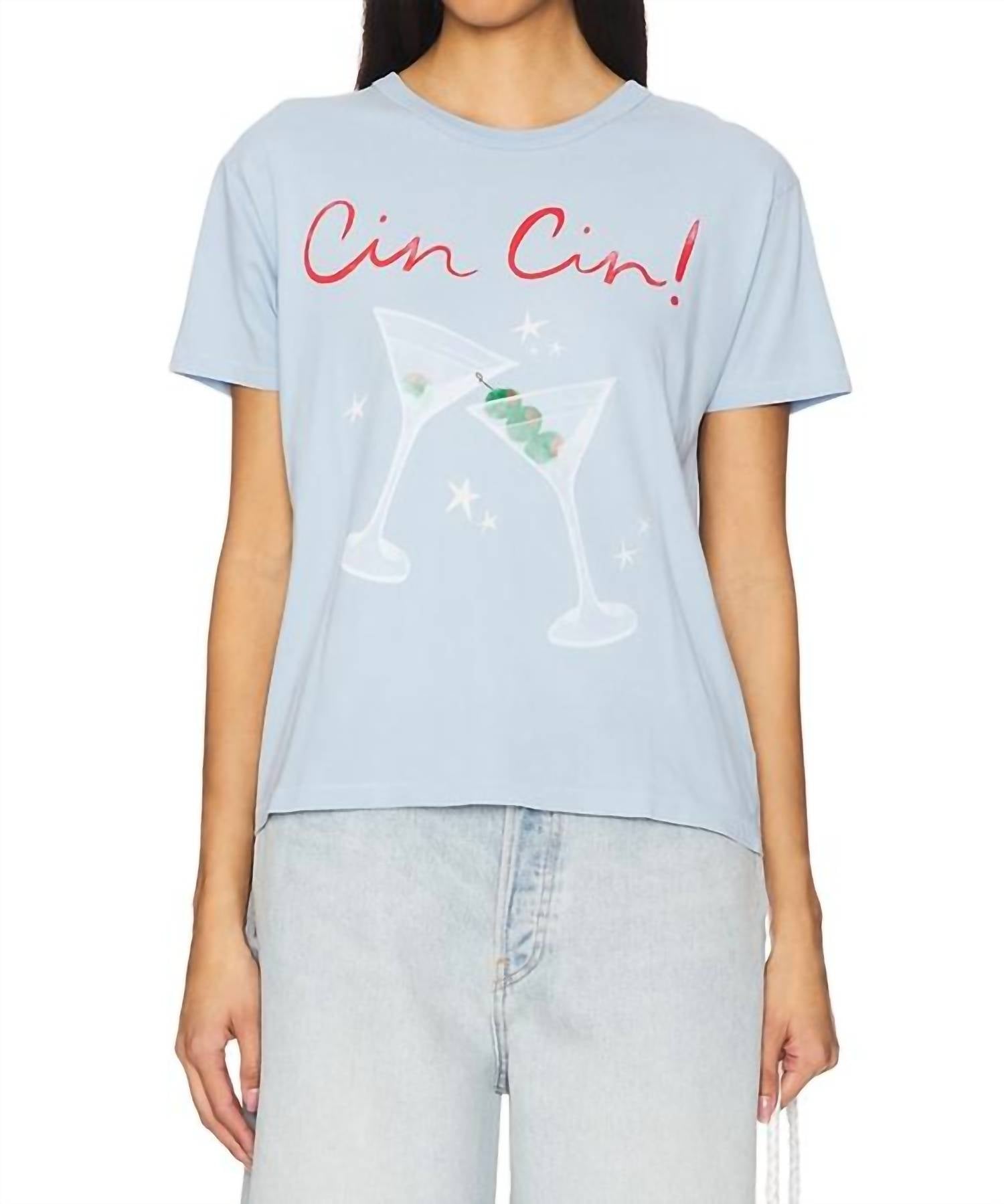 Футболка с коротким рукавом Cin Cin Ringer в пудрово-голубом цвете DAYDREAMER
Футболка с коротким рукавом Cin Cin Ringer в пудрово-голубом цвете DAYDREAMER