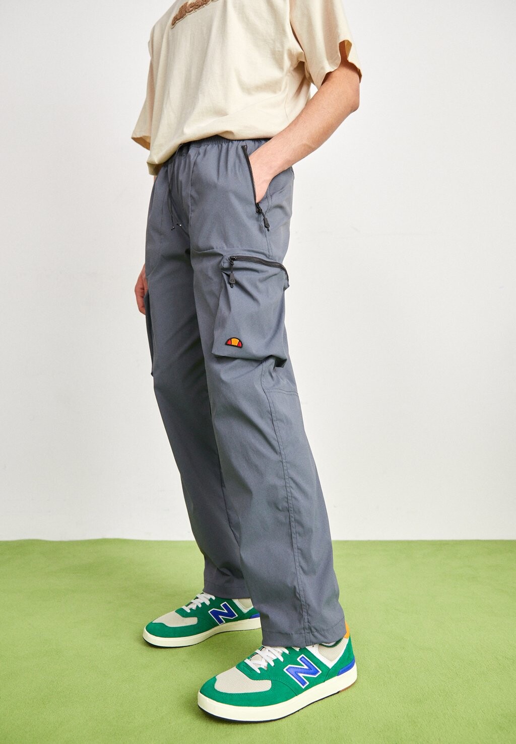 Брюки-карго SQUADRON PANT Ellesse, темно-серые, Серый, Брюки-карго SQUADRON PANT Ellesse, темно-серые
Брюки-карго SQUADRON PANT Ellesse, темно-серые, Серый, Брюки-карго SQUADRON PANT Ellesse, темно-серые
