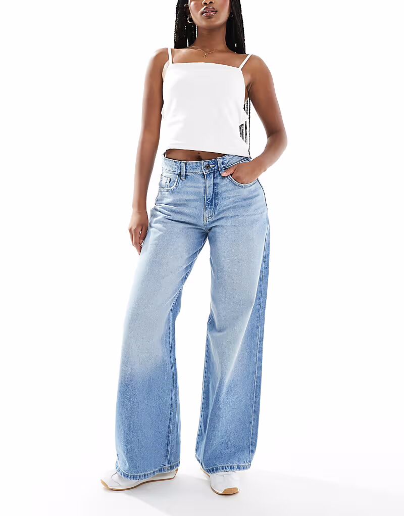 Джинсы Cotton On свободного кроя с широкими штанинами нежно-голубого цвета Cotton:On
Джинсы Cotton On свободного кроя с широкими штанинами нежно-голубого цвета Cotton:On