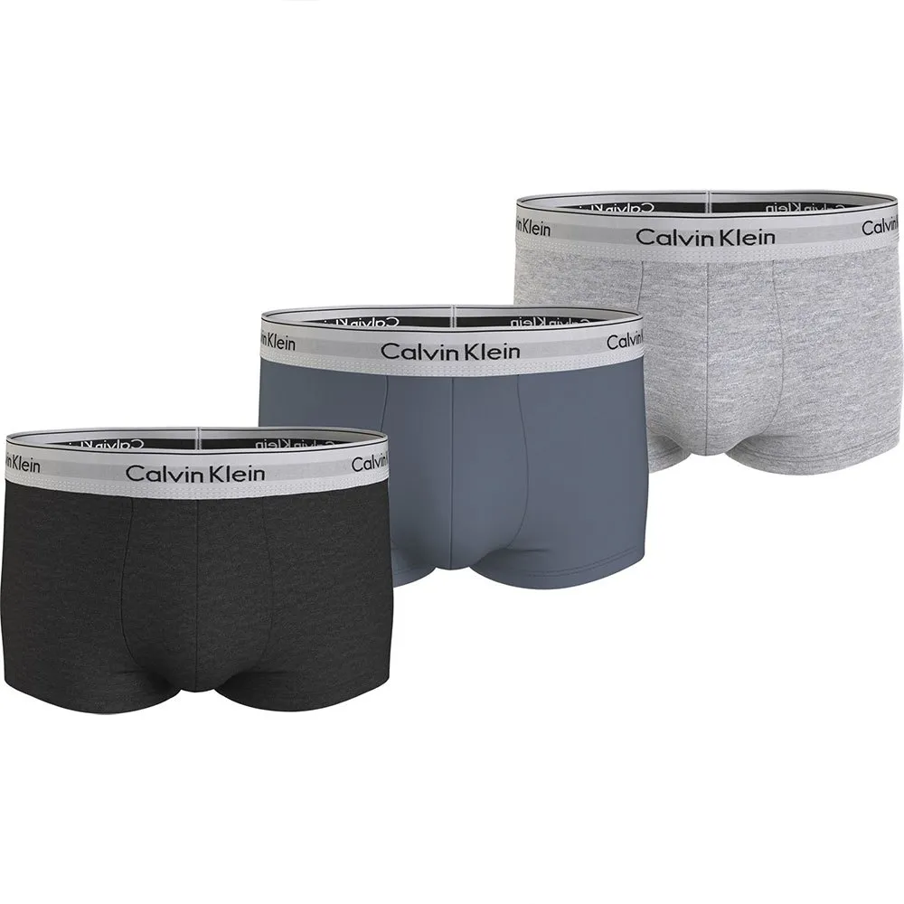 Трусы-боксеры Calvin Klein 000NB3967A 3 units, разноцветный
Трусы-боксеры Calvin Klein 000NB3967A 3 units, разноцветный