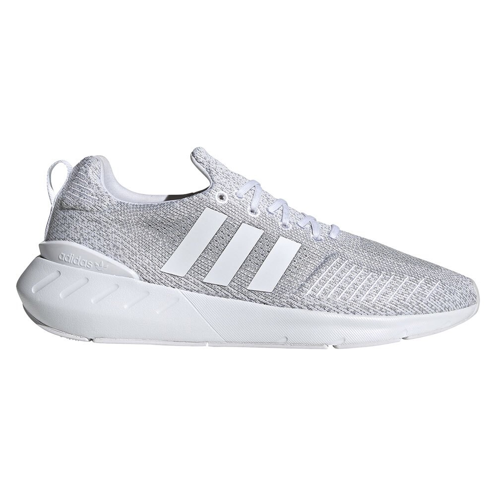 Кроссовки adidas Swift Run 22, серый
Кроссовки adidas Swift Run 22, серый
