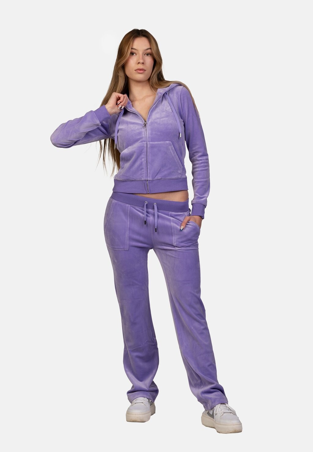 Толстовка на молнии ROBERTSON CLASSIC TROUGH Juicy Couture, темно-фиолетовый
Толстовка на молнии ROBERTSON CLASSIC TROUGH Juicy Couture, темно-фиолетовый