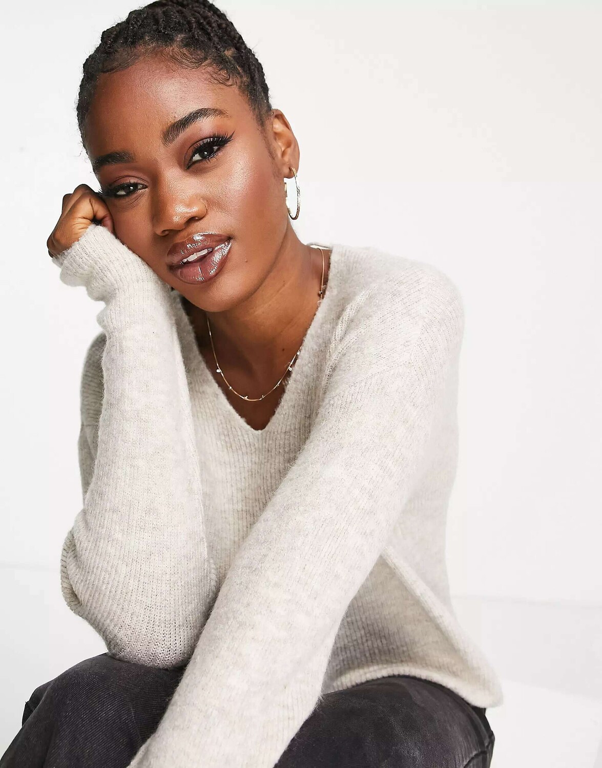 Легкий кремовый джемпер с v-образным вырезом Vero Moda, Бежевый, Легкий кремовый джемпер с v-образным вырезом Vero Moda 
Легкий кремовый джемпер с v-образным вырезом Vero Moda, Бежевый, Легкий кремовый джемпер с v-образным вырезом Vero Moda